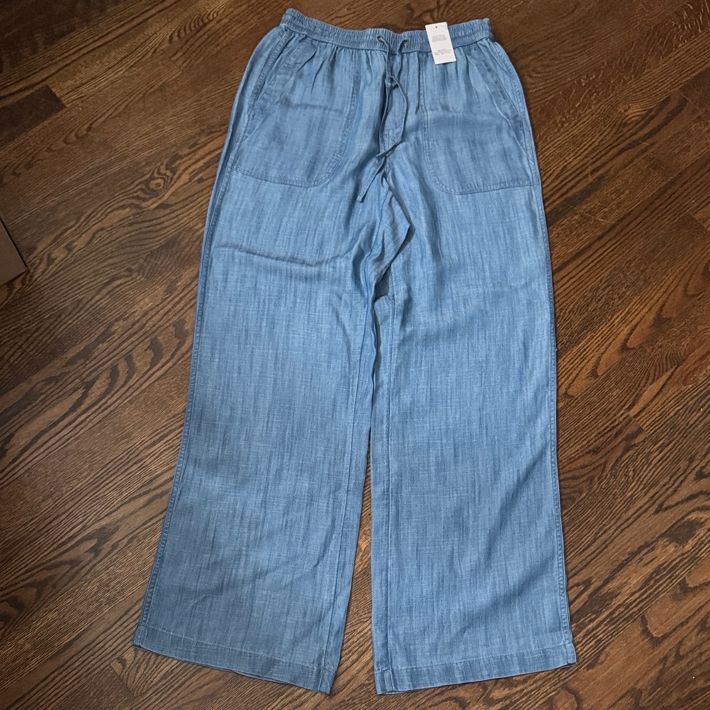 NWT Lands End Casual Denim Pants